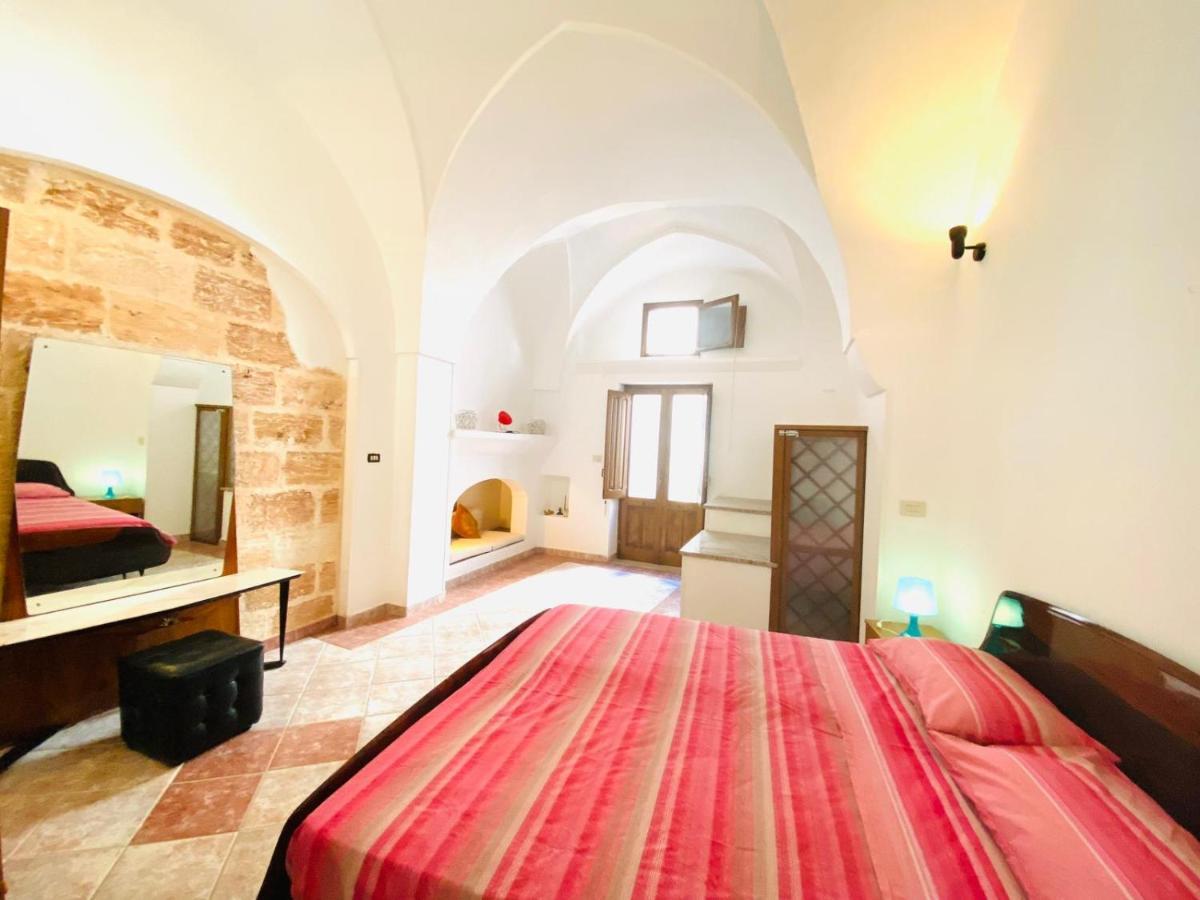 Corte Maggiore Lägenhet Castrignano del Capo Exteriör bild